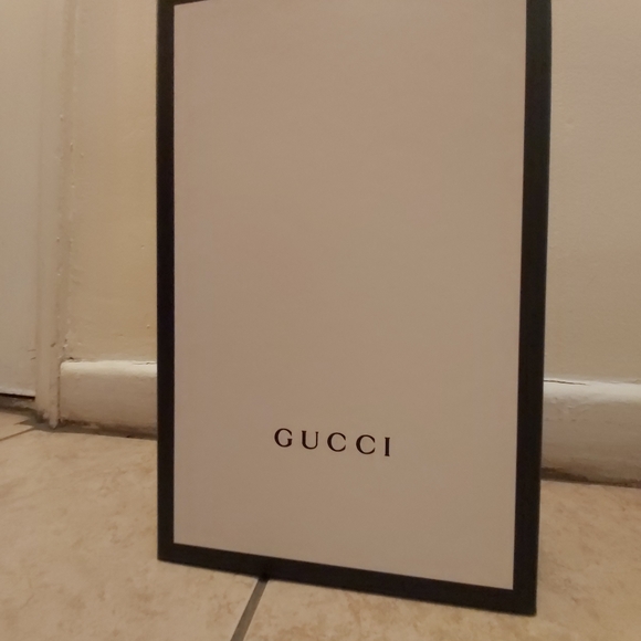 Gucci box - Picture 2 of 4